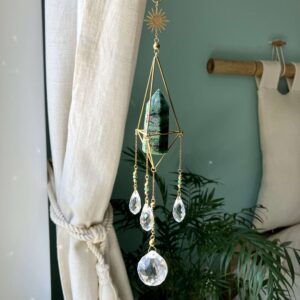 Łapacz słońca Ladhi z zoisytem z rubinem