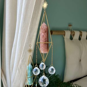 Łapacz słońca Janavi z kwarcem truskawkowym