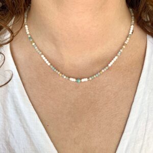 Naszyjnik Ashu z amazonitem i masą perłową